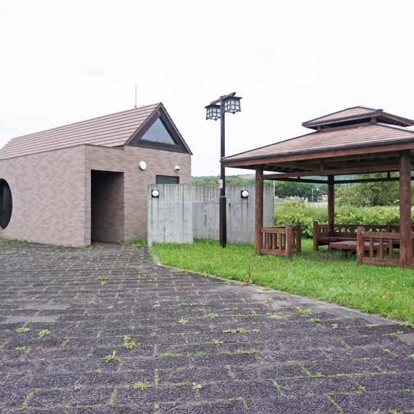 利尻島 会津藩士の墓 種富駐輪駐車公園